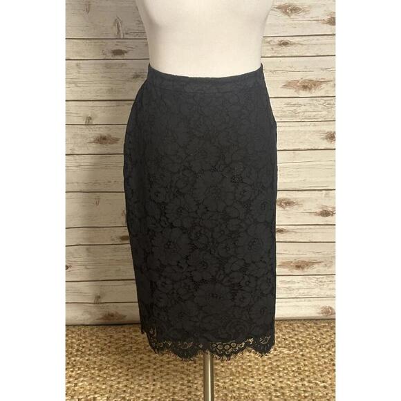 Ann Taylor Dresses & Skirts - Ann Taylor office siren whimsigoth black floral lace pencil skirt Size 8
